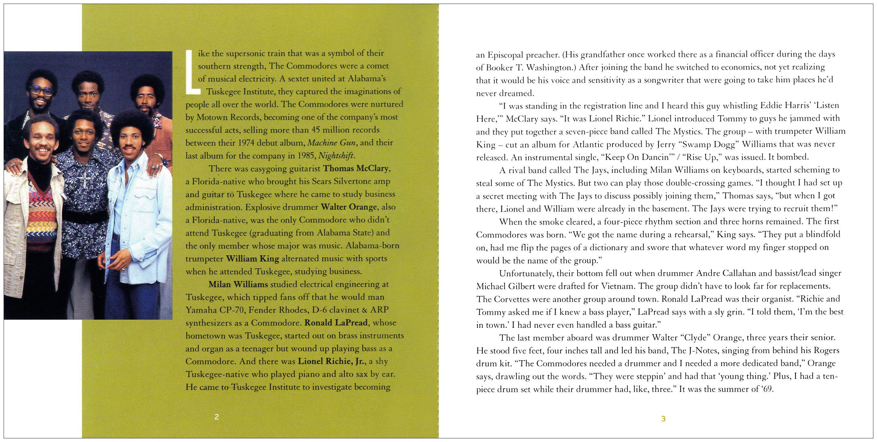 Commodores  Anthology booklet02 