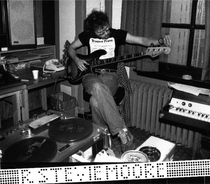 clack r stevie moore  