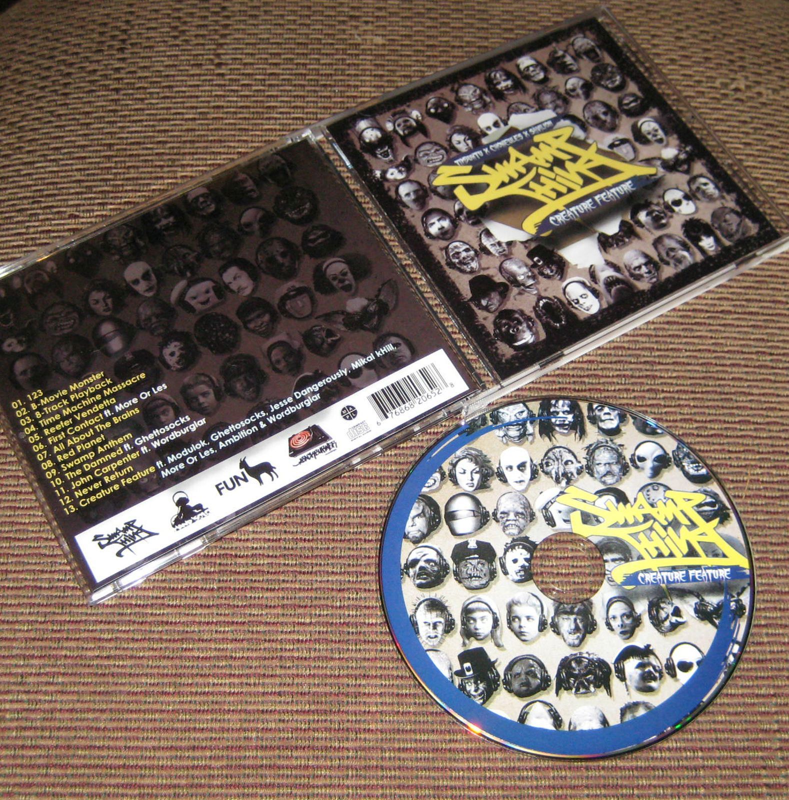 creature feature swamp thing  