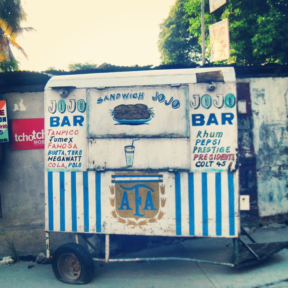 sandwich mostla jojo mocke 