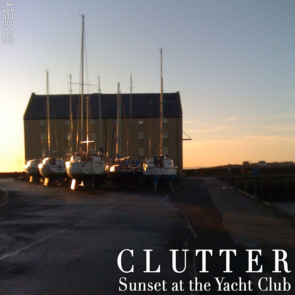 sunset at the yacht clutter 