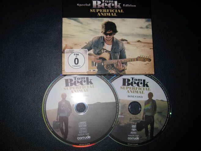 superficial animal tom beck  